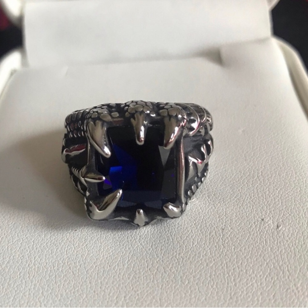 Men's Dragon Claw Ring with Deep Blue Stone - Stainless Steel